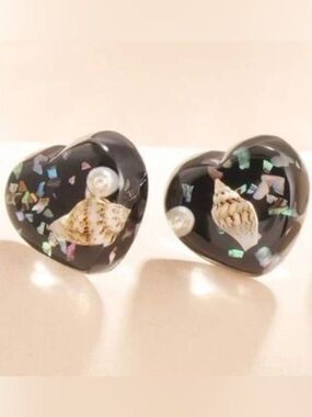 “My Heart is the Ocean” Mini Conch Triton Murex Shell Abalone Flake Mermaid Stud